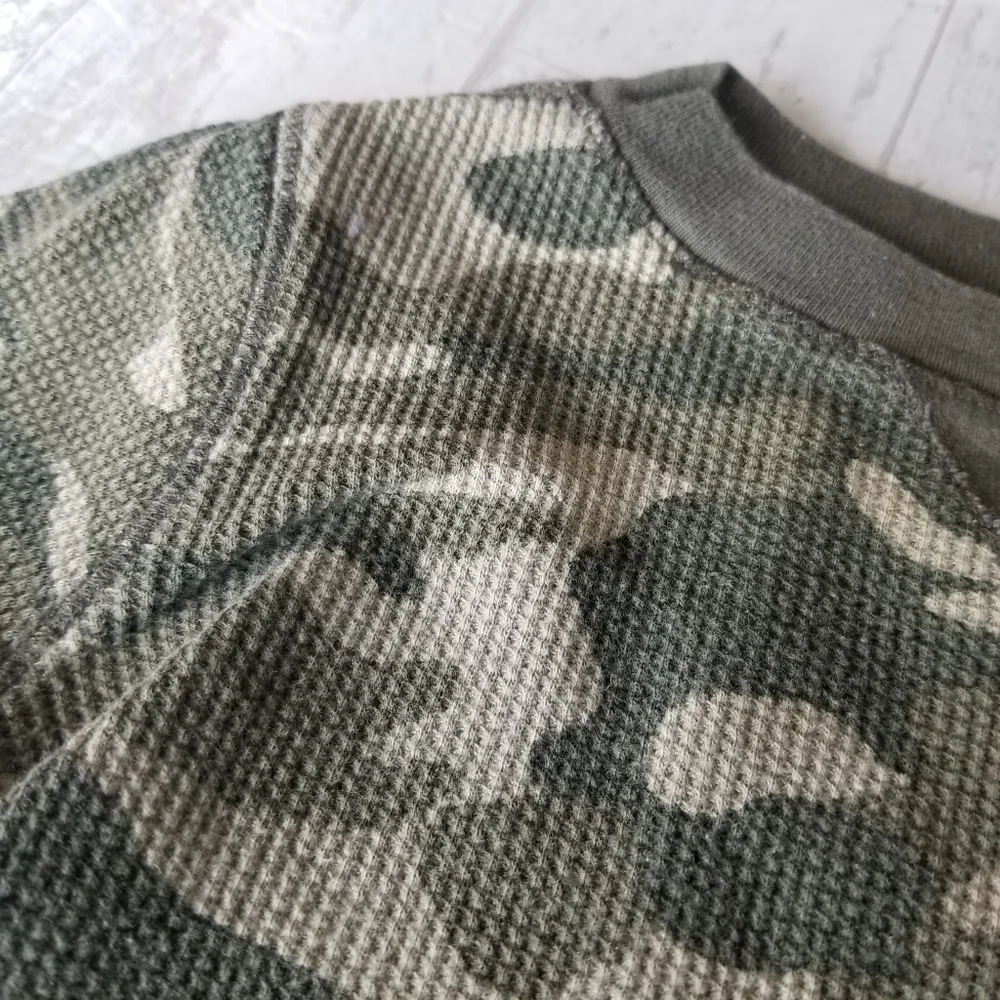 Old Navy Long Sleeve Green camouflage shirt Size 18-24 mo